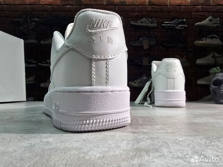 Nike air force 1 belyye