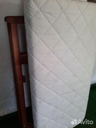 Детская кроватка 120х60 на колесиках