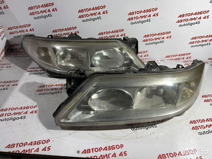 Фара Renault Laguna 2 правая