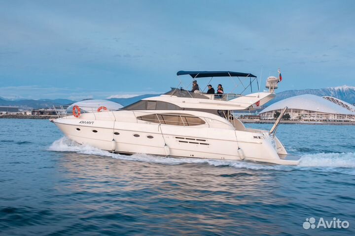 Народный прокат яхт и катеров в Сочи)