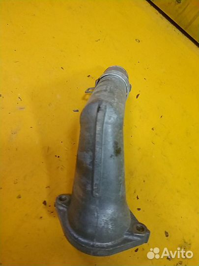 Корпус фланец термостата тойота авенсис 2azfse 2.4