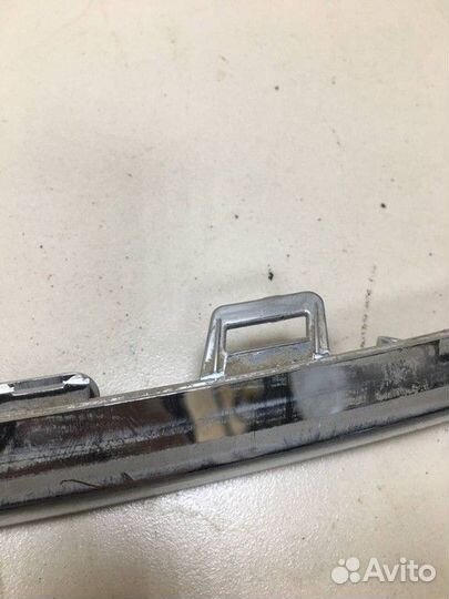 Накладка решетки радиатора хром Kia Rio