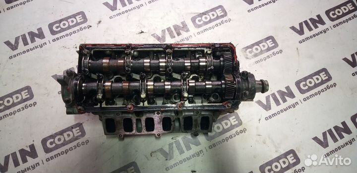 Головка блока цилиндров левая Audi A6