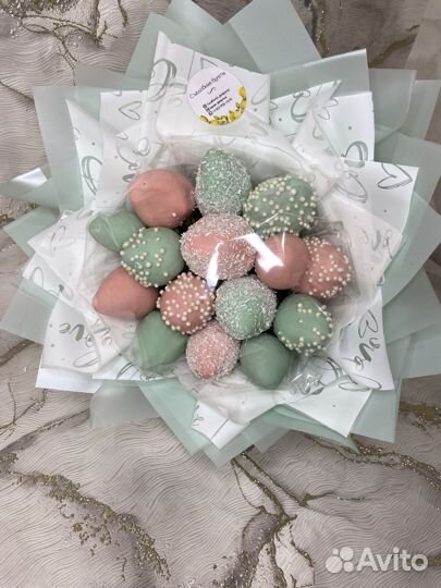 Клубника в шоколаде букеты