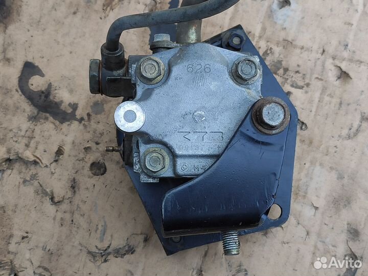 Рулевой редуктор Mitsubishi Montero / Pajero Sport