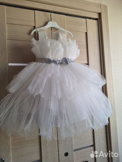 Платье 110 - 116 нарядное праздничное на выпускной