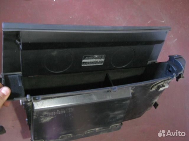 Бардачок Lexus 250 Лексус 250 IS