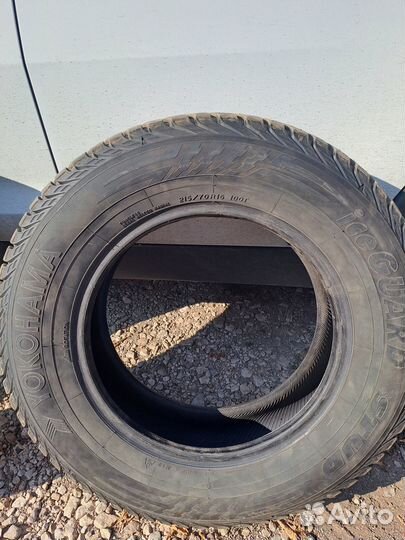 Yokohama Ice Guard IG35 215/70 R16