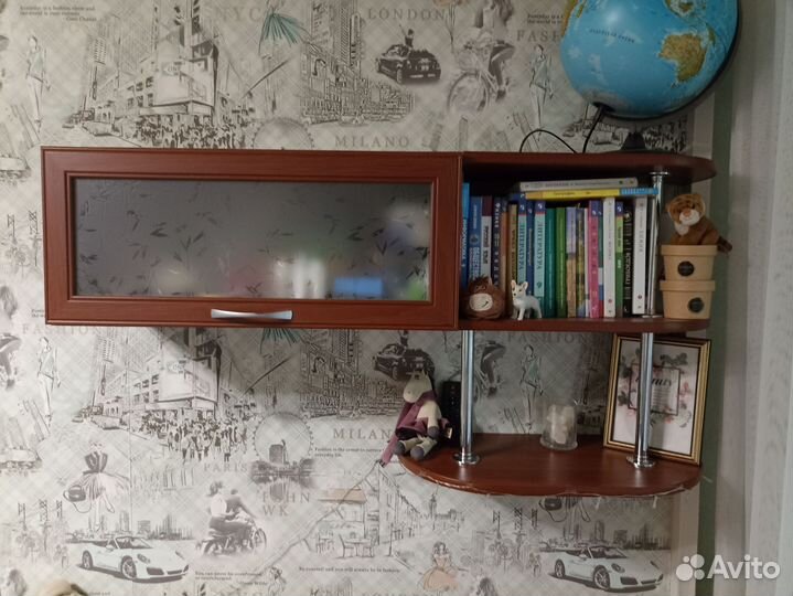 Письменный стол