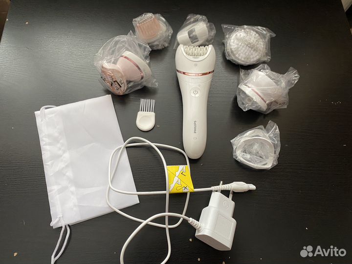 Эпилятор Philips Series 8000 BRE735