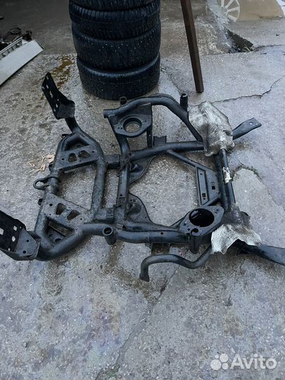 Опора радиатора range rover l322