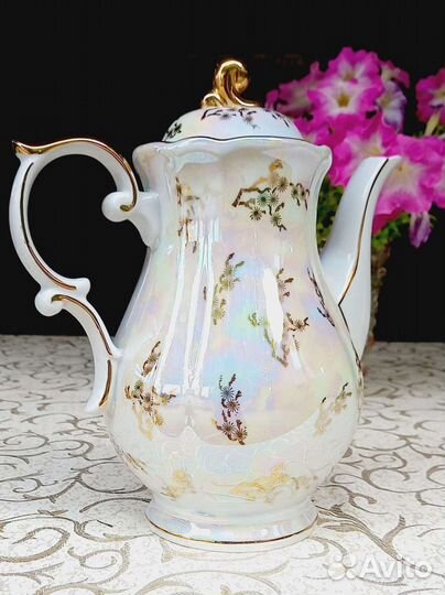 Заварочный чайник, бокалы коньячные