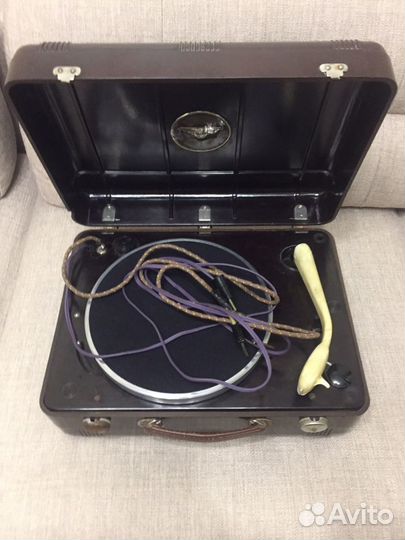 Проигрыватель пластинок СССР