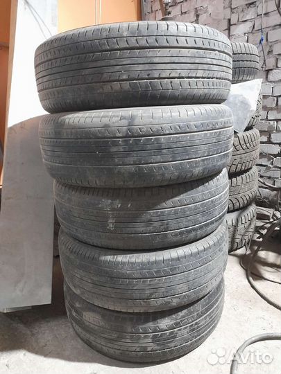 Yokohama BluEarth AE51 215/65 R16