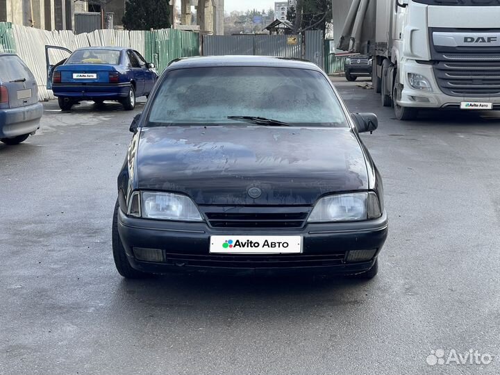 Opel Omega 2.0 МТ, 1989, 100 000 км