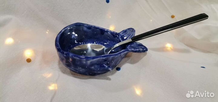 Керамика ручной работы - пиала кит