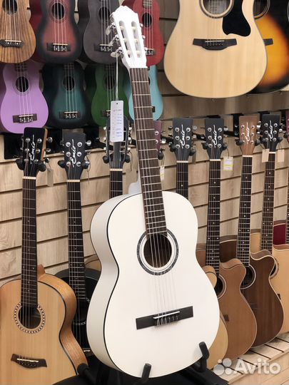 Гитара классическая 4/4 Almires C-15 WHS
