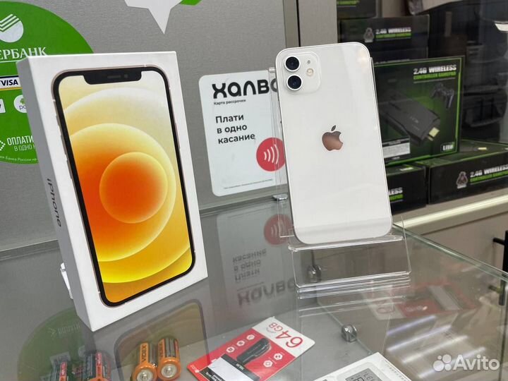 iPhone 12, 64 ГБ