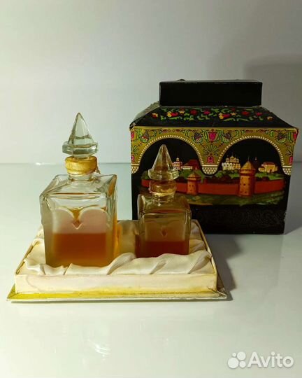 Винтажные парфюмерные наборы времен СССР