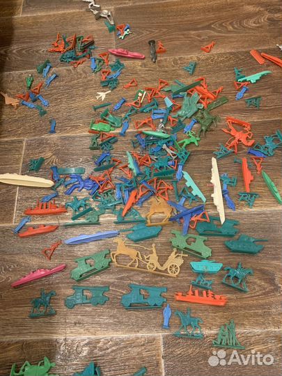 Солдатики пластмассовые СССР