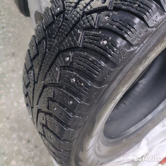 Nokian Tyres Hakkapeliitta 1 215/65 R16 102