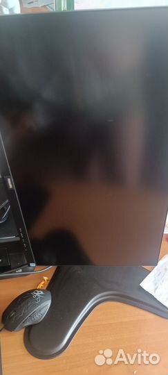 Монитор 22 дюйма