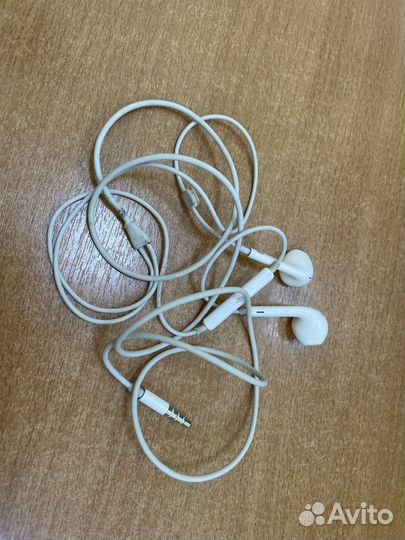 Наушники Apple EarPods (3.5 мм), mini jack 3.5 mm