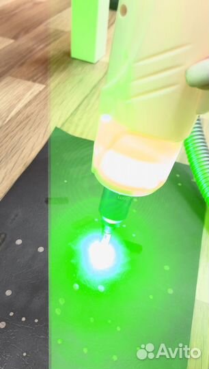 Аппарат карбонового пилинга,удаления тату ML-06