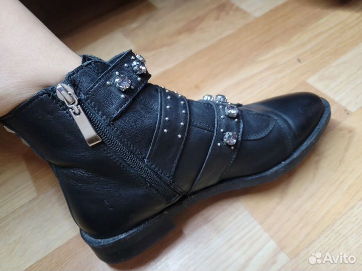 Черные ботинки 38 унисекс