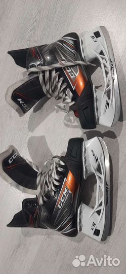 Коньки хоккейные