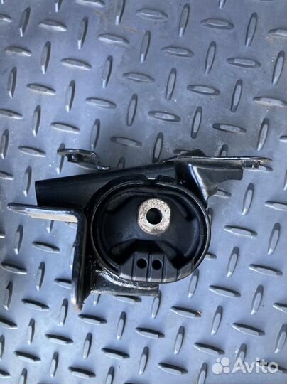Опора двигателя 12372-28100