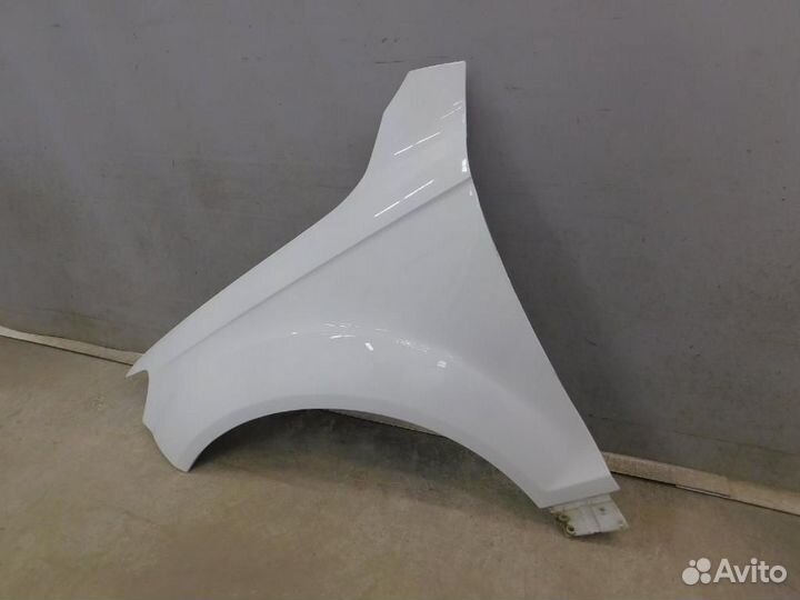 Крыло переднее левое Audi Q7
