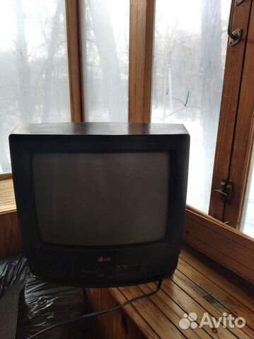 Телевизор бу с антенной и приставкой