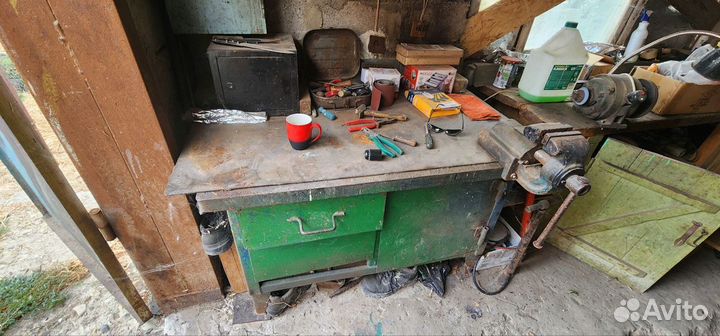 Откидной стол своими руками для лоджии, гаража и кухни: чертежи + фото