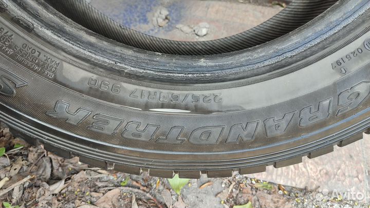 Dunlop Grandtrek AT1 225/60 R17