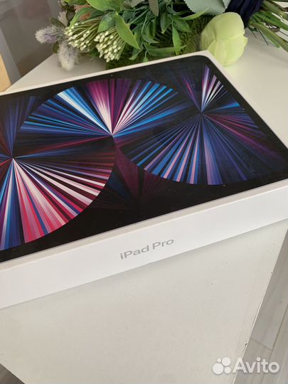 Коробка для iPad Pro
