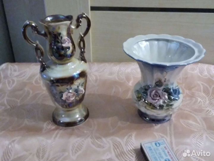 Вазы и тарелки разные