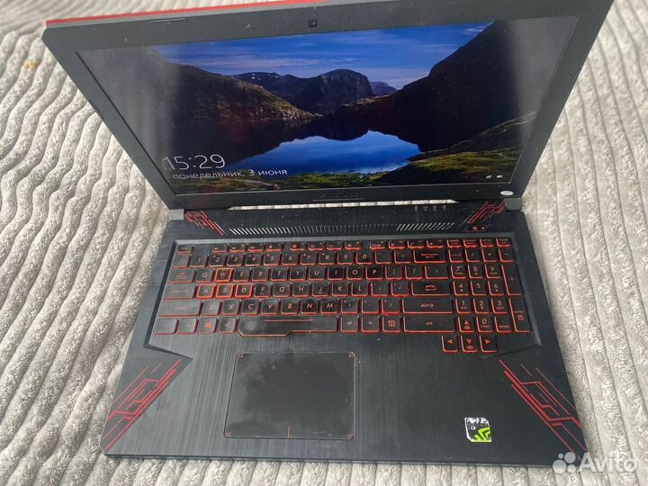 Игровой ноутбук Asus GTX 1050