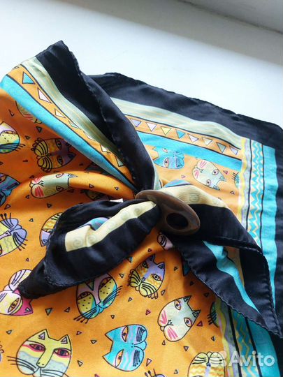 Шарфик женский шелковый новый