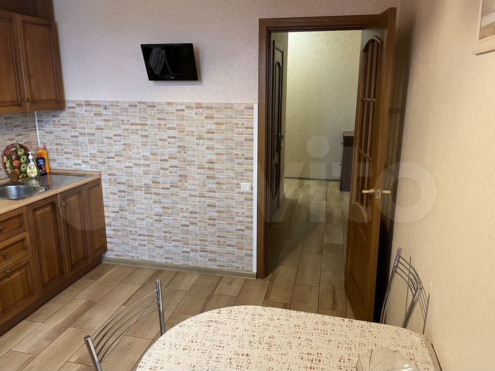 1-к. квартира, 41 м², 14/18 эт.