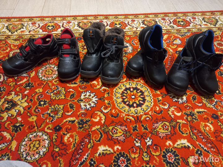 Рабочая спецодежда и обувь