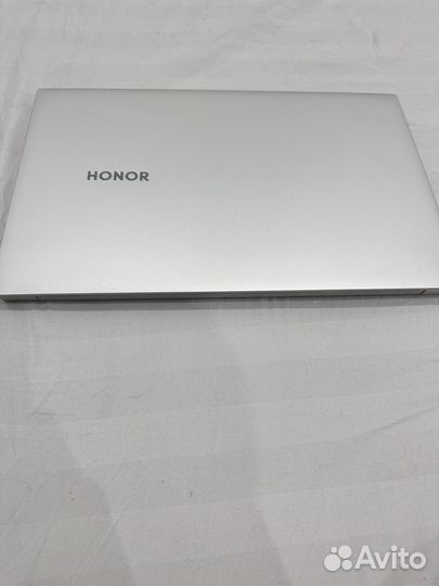 Honor magicbook pro 16.1
