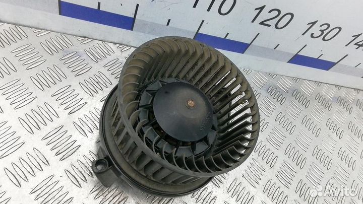 Моторчик печки Audi A4/RS4/S4