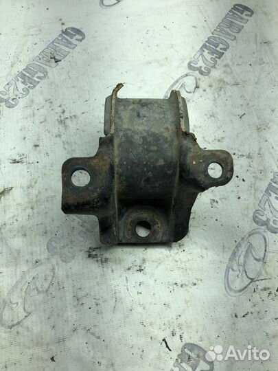 Подушка двигателя Honda Civic ek3