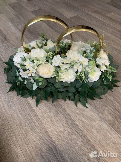 Кольца на машину свадебные прокат