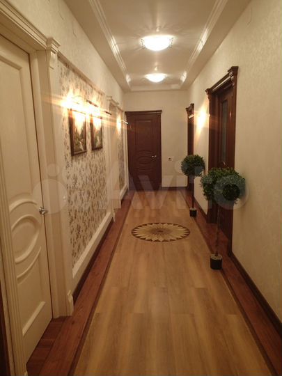 4-к. квартира, 139,9 м², 4/5 эт.