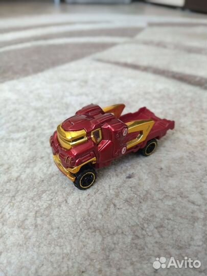 Коллекционная hot weels marvel hulkbuster
