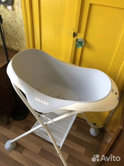 Ванночка Beaba на подставке