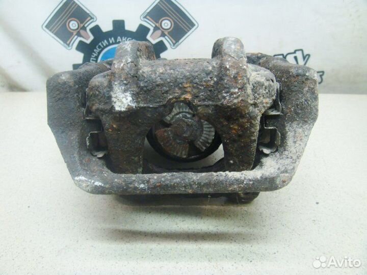 Суппорт тормозной задний левый Bmw 5 F10