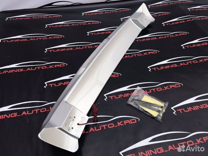 Спойлер на верх Toyota Land Cruiser Prado 120 (серебро)